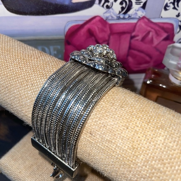 🌹🌹Premier Designs Rhinestones Silver Tone Multi Strand Snakeskin Bracelet - Picture 4 of 9